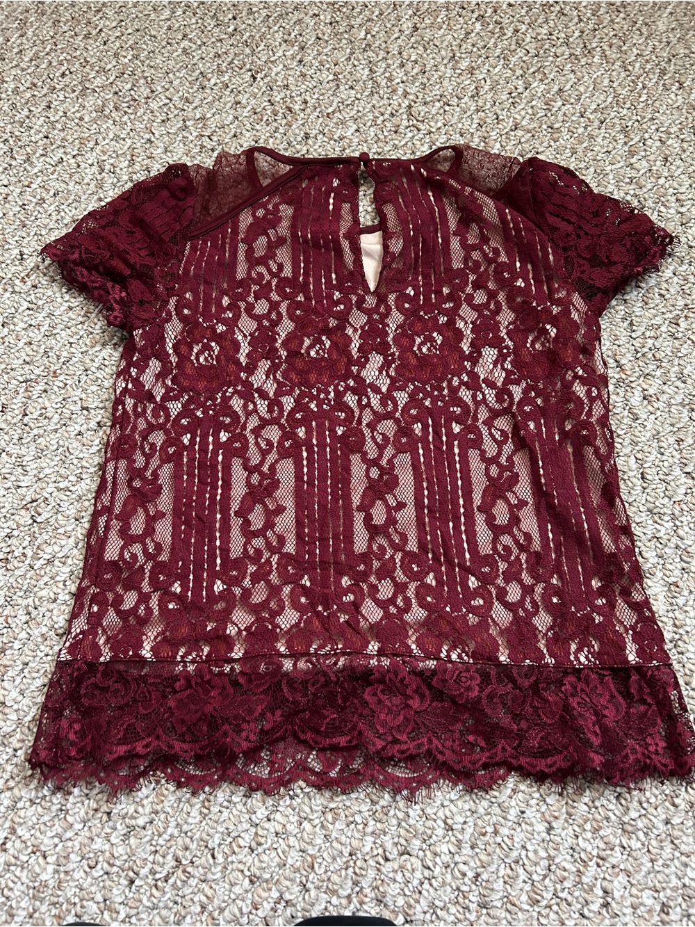 Express Lace Short Sleeve Top - Burgundy - Picture 3 of 3